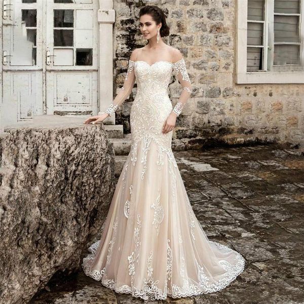 sheer sweetheart court train lace appliques tulle mermaid wedding dresses new design long sleeves bridal dress vestidos de noiva, White
sheer sweetheart court train lace appliques tulle mermaid wedding dresses new design long sleeves bridal dress vestidos de noiva, White