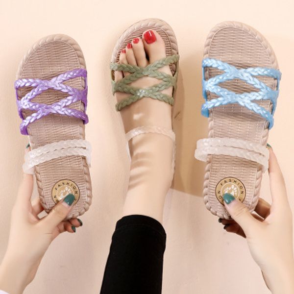 2019 summer woman shoes woman slippers lady low heel beach shoes fashion women ourdoor flip flops female platform footwear, Black
2019 summer woman shoes woman slippers lady low heel beach shoes fashion women ourdoor flip flops female platform footwear, Black
