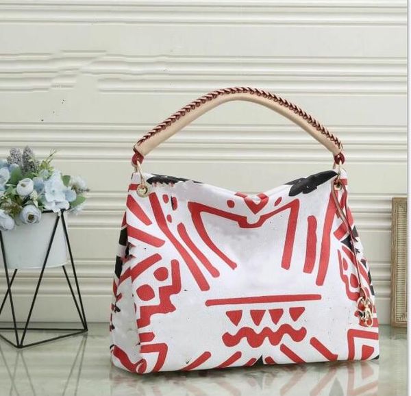 new pu leather ladies hard handbag shoulder bag shopping bag fashion printing classic clutch bag handbag
new pu leather ladies hard handbag shoulder bag shopping bag fashion printing classic clutch bag handbag