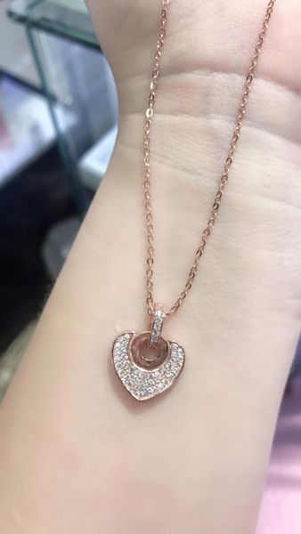 fahmi 100% sterling silver heart imported high carbon diamond diamond necklace three ring logo adjustable chain women summer jewelry elegant
fahmi 100% sterling silver heart imported high carbon diamond diamond necklace three ring logo adjustable chain women summer jewelry elegant