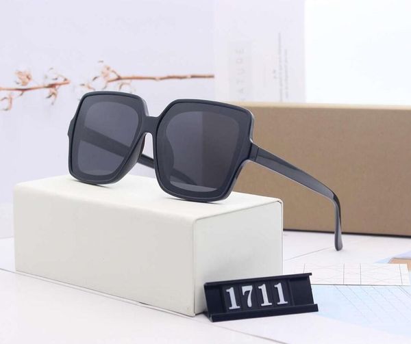 designer sunglasses for woman womens sunglasses glasses uv400 d letters 1711 5 colors wholesale with box, White;black
designer sunglasses for woman womens sunglasses glasses uv400 d letters 1711 5 colors wholesale with box, White;black
