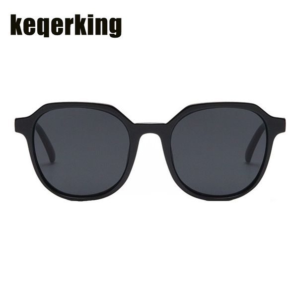 2019 fashion sunglasses women vintage anti-uv big frame vacation eyeglasses mirror classoc feminino uv400, White;black
2019 fashion sunglasses women vintage anti-uv big frame vacation eyeglasses mirror classoc feminino uv400, White;black