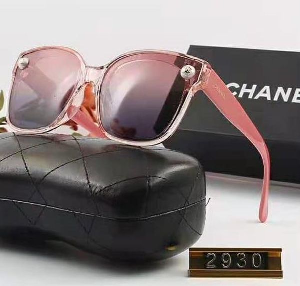 classic men's and women's glass sunglasses high-definition explosion-proof glass box full set Ins little face pendey big face thin glasses
classic men's and women's glass sunglasses high-definition explosion-proof glass box full set Ins little face pendey big face thin glasses
