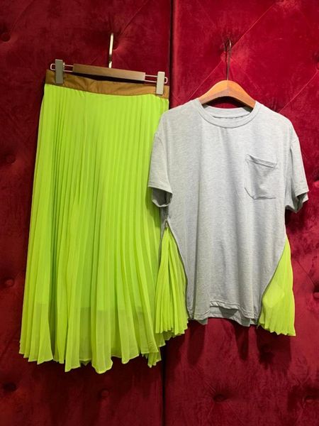 2019 women fashion sets and summer with long pleated skirts grey and green light color for femme, White
2019 women fashion sets and summer with long pleated skirts grey and green light color for femme, White