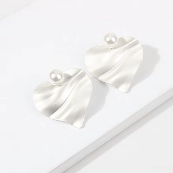 fashion- charm earrings for women golden silver water ripple alloy hearts earring girl western grace luxury jewelry ing
fashion- charm earrings for women golden silver water ripple alloy hearts earring girl western grace luxury jewelry ing