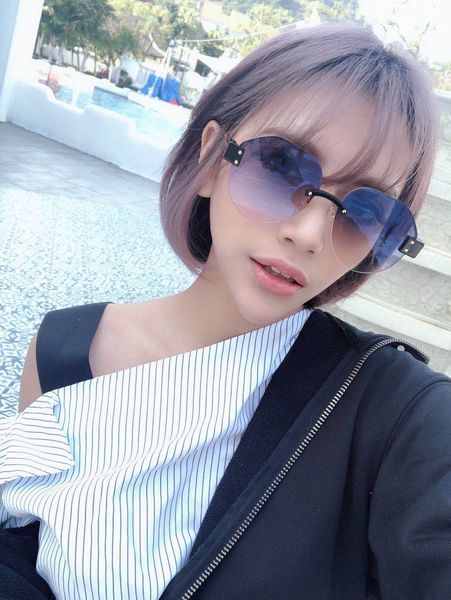 new fashion women sunglasses smu012u men sunglasses simple and generous men sun glasses outdoor uv400 protection eyewear with case, White;black 
new fashion women sunglasses smu012u men sunglasses simple and generous men sun glasses outdoor uv400 protection eyewear with case, White;black