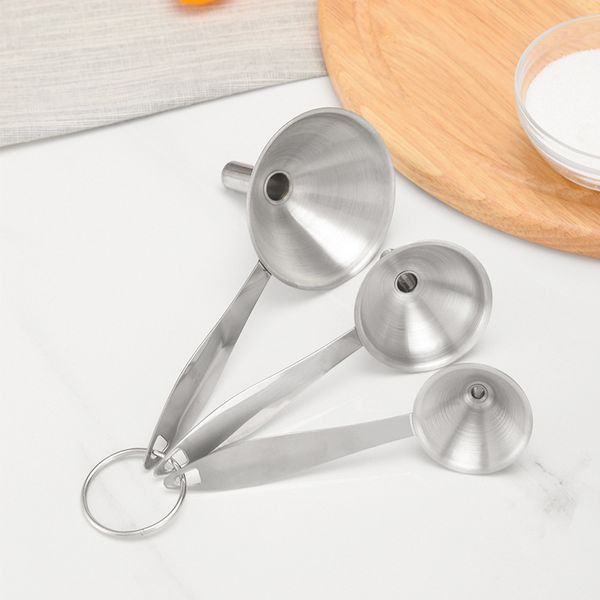 stainless steel funnel three-piece set mini small funnel oil vinegar wine spice essential oil filling sauce leakage household
stainless steel funnel three-piece set mini small funnel oil vinegar wine spice essential oil filling sauce leakage household