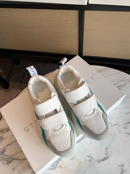 new lace-up daddy shoes little white shoes casual sneakers women's rainbow bottom candy color increased muffin shoes 4555, Black
new lace-up daddy shoes little white shoes casual sneakers women's rainbow bottom candy color increased muffin shoes 4555, Black