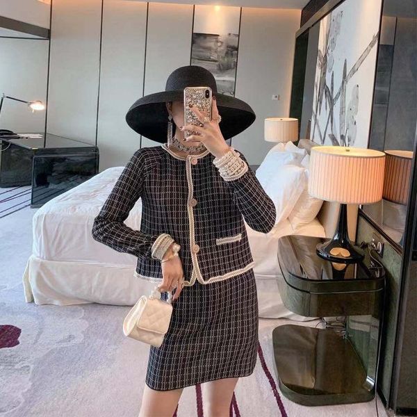 autumn 2019 new south korean version of the ladies temperament knitted suit dress dress women's net red plaid skirt slim, White
autumn 2019 new south korean version of the ladies temperament knitted suit dress dress women's net red plaid skirt slim, White