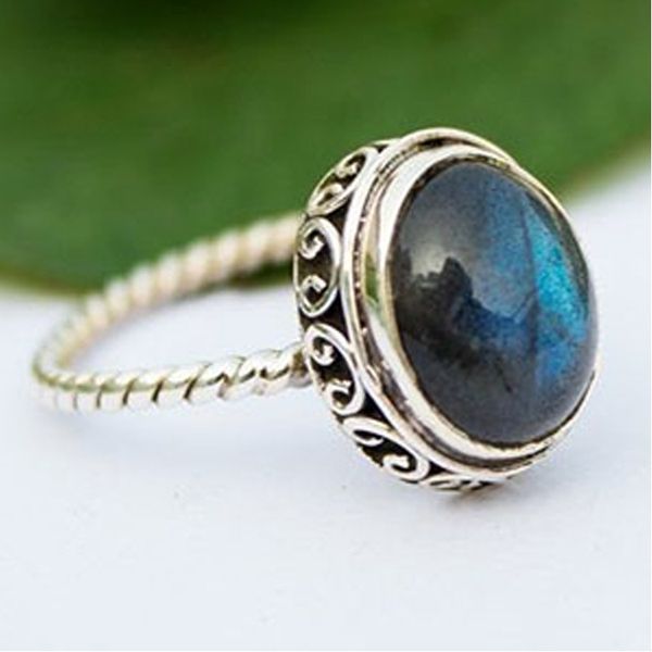 vintage folk-custom delicate pattern modeling men's women's silver rings simple gray stone wedding banquet holiday jewelry gift, Golden;silver
vintage folk-custom delicate pattern modeling men's women's silver rings simple gray stone wedding banquet holiday jewelry gift, Golden;silver