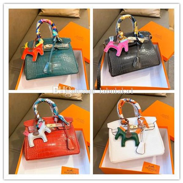 2020 new fashion shoulder bags chain men's and women's classic handbags genuine leather crossbody bags luggage shoulder bags ho
2020 new fashion shoulder bags chain men's and women's classic handbags genuine leather crossbody bags luggage shoulder bags ho