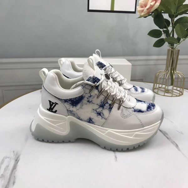 2020 leather custom high-end casual shoes running shoes new style old shoes two generation of official website fashionable and comfortable, Black;white
2020 leather custom high-end casual shoes running shoes new style old shoes two generation of official website fashionable and comfortable, Black;white