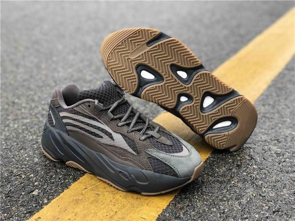 2020 authentic 700 v2 geode kanye west men women outdoor shoes salt analog runner wave mauve static inertia eg6860 grey sneakers size 5 -1
2020 authentic 700 v2 geode kanye west men women outdoor shoes salt analog runner wave mauve static inertia eg6860 grey sneakers size 5 -1