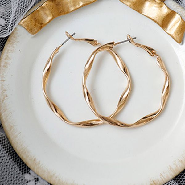 bing tu gold silver color round hoop earrings for women big circle loop earring twisted geometric earings metal jewellery, Golden
bing tu gold silver color round hoop earrings for women big circle loop earring twisted geometric earings metal jewellery, Golden