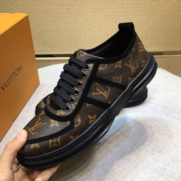 r5 fashion luxury casual men's shoes suitable for lazy driver sets of feet comfortable and breathable original box packaging, Black
r5 fashion luxury casual men's shoes suitable for lazy driver sets of feet comfortable and breathable original box packaging, Black