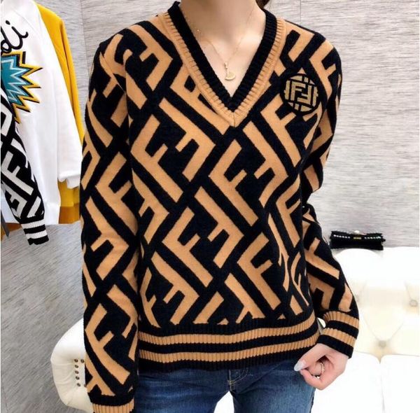 women's knits & tees high-end custom 18 early autumn new v-collar logo pattern printed wool sweater women's knitted sweater, White
women's knits & tees high-end custom 18 early autumn new v-collar logo pattern printed wool sweater women's knitted sweater, White