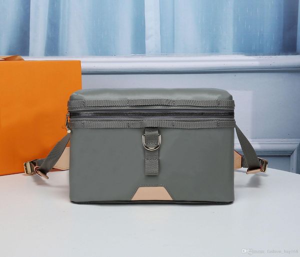 new fashion luxury designer man handbag laser cross body bags shoulder messenger bag genuine leather tote purse bags 26cm
new fashion luxury designer man handbag laser cross body bags shoulder messenger bag genuine leather tote purse bags 26cm