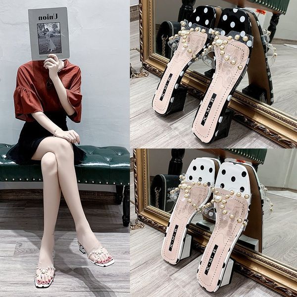 women flat slippers rhinestone crystal shoes mid heel female open toe causal flip flops ladies beach shoe jelly slides 2020, Black
women flat slippers rhinestone crystal shoes mid heel female open toe causal flip flops ladies beach shoe jelly slides 2020, Black