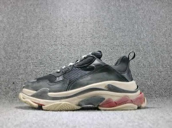 men women Casual Shoes BL Triple S 17FW Sneakers Vintage Kanye West Old Grandpa Trainer Triple-S Sneaker fashion shoe outdoor boots
men women Casual Shoes BL Triple S 17FW Sneakers Vintage Kanye West Old Grandpa Trainer Triple-S Sneaker fashion shoe outdoor boots