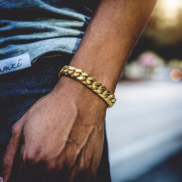 3 to 11mm mens miami cuban link bracelet in stainless steel assorted colors 7 to 9 inches, Black
3 to 11mm mens miami cuban link bracelet in stainless steel assorted colors 7 to 9 inches, Black