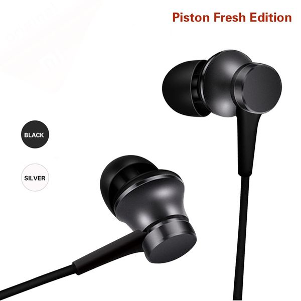 Xiaomi headphones wired sports game in-ear stereo call headset youth version with microphone xiaomi Huawei new 
Xiaomi headphones wired sports game in-ear stereo call headset youth version with microphone xiaomi Huawei new