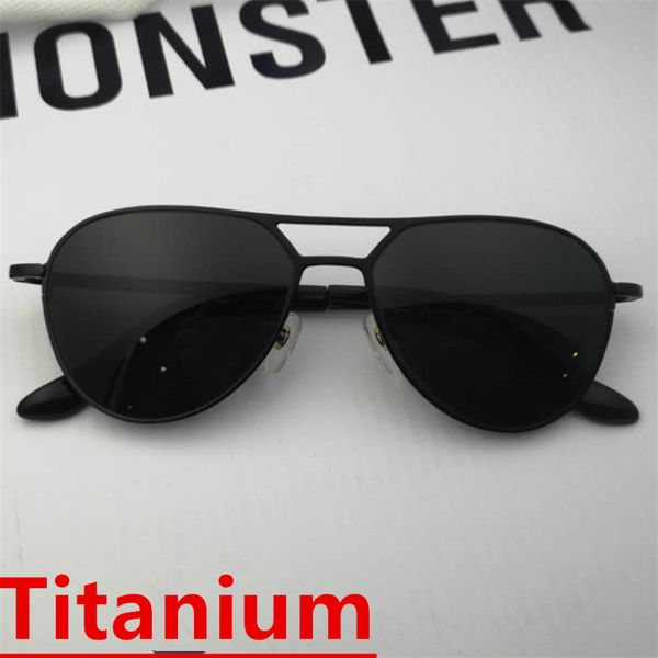 titanium sunglasses men prescription polarized sunglasses fashionable bright driving customize pure titanium glasses 970, White;black
titanium sunglasses men prescription polarized sunglasses fashionable bright driving customize pure titanium glasses 970, White;black