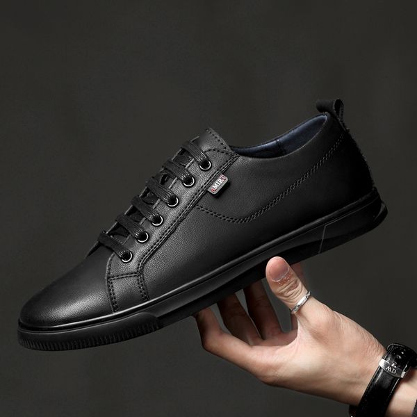 fashion lace up british men oxfords shoes outdoor genuine leather shoes retro round toe brogue business dress for men l4, Black
fashion lace up british men oxfords shoes outdoor genuine leather shoes retro round toe brogue business dress for men l4, Black