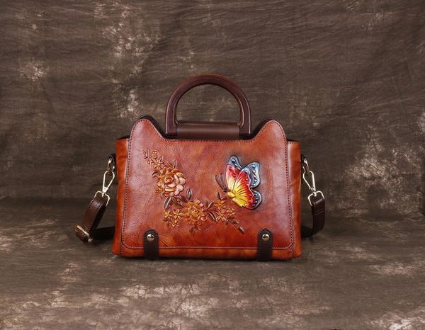 2019 new embossed series butterfly flower girl bag one shoulder slanted cross handbag leather embossed flower
2019 new embossed series butterfly flower girl bag one shoulder slanted cross handbag leather embossed flower