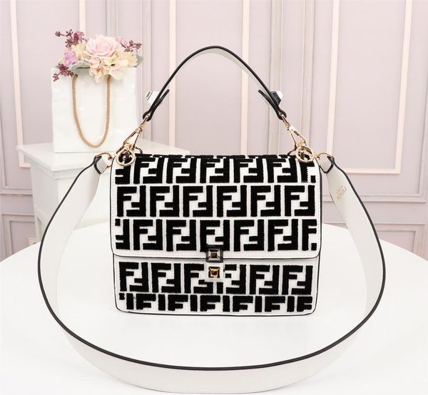 Fa hion women 039 chain cro body men 039 handbag genuine leather bag me enger handbag houlder bag me enger bag 25 18 10
Fa hion women 039 chain cro body men 039 handbag genuine leather bag me enger handbag houlder bag me enger bag 25 18 10