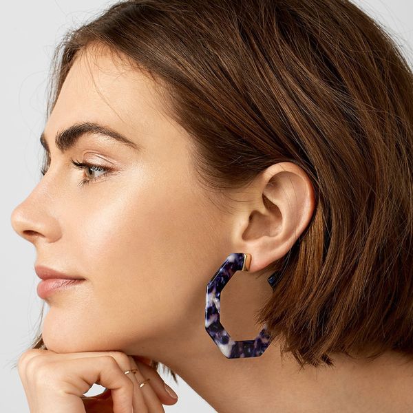vintage leopard acetate resin irregular stud earrings for women acrylic geometric earring pendientes jewelry gift mix colors, Golden;silver
vintage leopard acetate resin irregular stud earrings for women acrylic geometric earring pendientes jewelry gift mix colors, Golden;silver