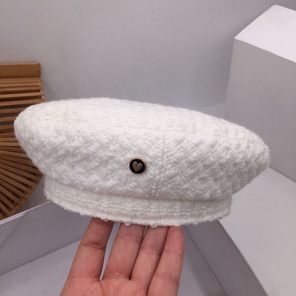the spring and autumn period and the japanese small wind white knit beret children joker painter hat white pumpkin hat fashion a, Blue;gray
the spring and autumn period and the japanese small wind white knit beret children joker painter hat white pumpkin hat fashion a, Blue;gray