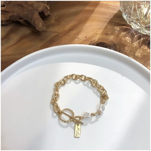 2020 new korea bracelet gold metal human face head coin baroque irregular pearls link chain bracelets women girl party bangle, Black
2020 new korea bracelet gold metal human face head coin baroque irregular pearls link chain bracelets women girl party bangle, Black