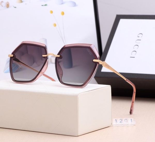 2020 new luxury fashion sun glass oval frame coating mirror uv400 lens carbon fiber legs summer style eyewear purchasing rate ultra-high, White;black
2020 new luxury fashion sun glass oval frame coating mirror uv400 lens carbon fiber legs summer style eyewear purchasing rate ultra-high, White;black
