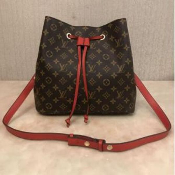 2020 europe and the united states new bucket bag shoulder messenger bag multicolor handbag tote bag
2020 europe and the united states new bucket bag shoulder messenger bag multicolor handbag tote bag