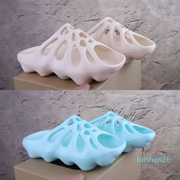 net red fish mouth hole wave sandals and slippers indoor bathroom thick bottom couple slippers summer flip flops soft water sandals, Black
net red fish mouth hole wave sandals and slippers indoor bathroom thick bottom couple slippers summer flip flops soft water sandals, Black