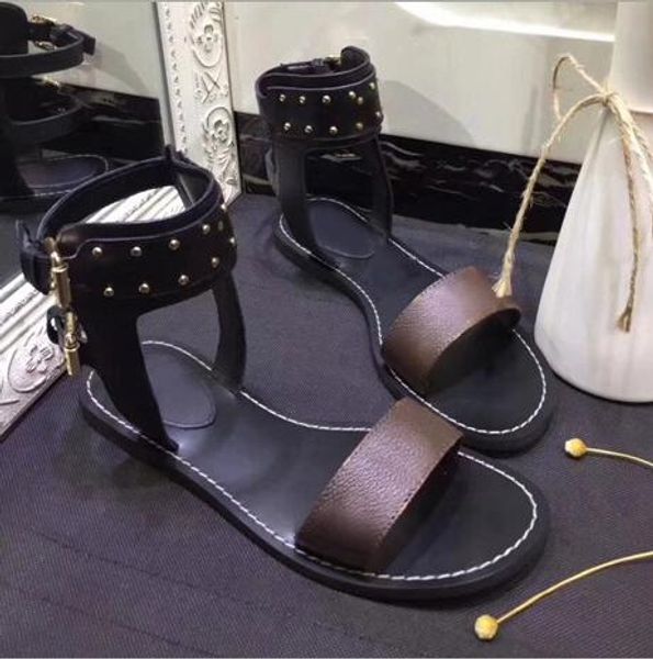 wholesale women print patent leather brand bom dia mule on-trend slide sandal lady canvas letter anatomic leather outsole desi, Black
wholesale women print patent leather brand bom dia mule on-trend slide sandal lady canvas letter anatomic leather outsole desi, Black