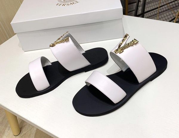 2020 new brand shoes comfortable and breathable flat bottom virtus flat sandals color fashion personality5693
2020 new brand shoes comfortable and breathable flat bottom virtus flat sandals color fashion personality5693