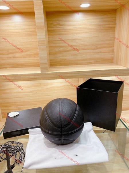 2020 xshfbcl offical size 7 molten gg7x basketball pu leather basketball ball outdoor indoor training ballon with mesh + needle, Black;red
2020 xshfbcl offical size 7 molten gg7x basketball pu leather basketball ball outdoor indoor training ballon with mesh + needle, Black;red