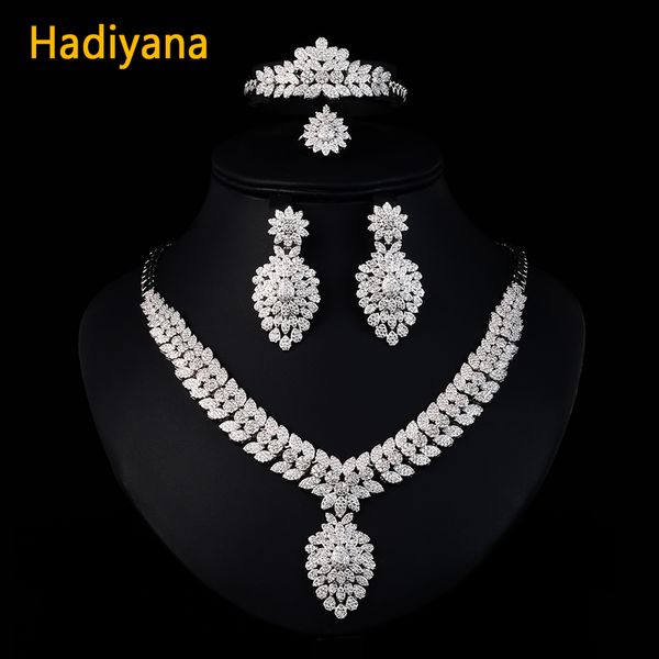 hadiyana luxury dubai gold jewelry sets for women elegent zircon paved bride 4pcs wedding sets acessories drop shipping 2330w c18122701, Silver
hadiyana luxury dubai gold jewelry sets for women elegent zircon paved bride 4pcs wedding sets acessories drop shipping 2330w c18122701, Silver