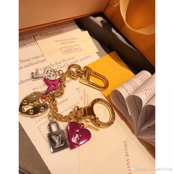Дизайнер модных аксессуаров брелок M67437 Замок Love Heart Shape Key Chain 2019 Роскошные продукт
Дизайнер модных аксессуаров брелок M67437 Замок Love Heart Shape Key Chain 2019 Роскошные продукт
