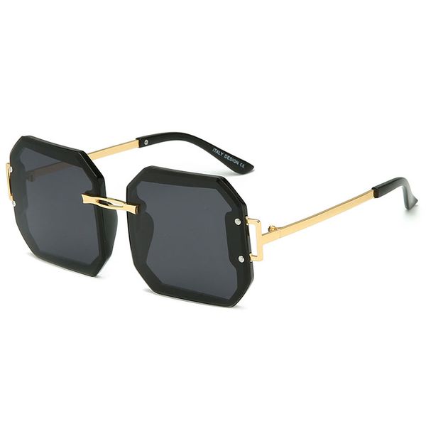 women's brand designer sunglasses polarized sunglasses large metal box men and women brand designer glasses uv400 lens glasses, White;black
women's brand designer sunglasses polarized sunglasses large metal box men and women brand designer glasses uv400 lens glasses, White;black