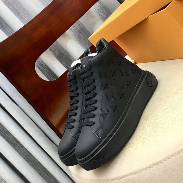 women training shoes luxury casual shoes real leather lace up fashion ladies leisure shoes business vacation with original box, Black
women training shoes luxury casual shoes real leather lace up fashion ladies leisure shoes business vacation with original box, Black