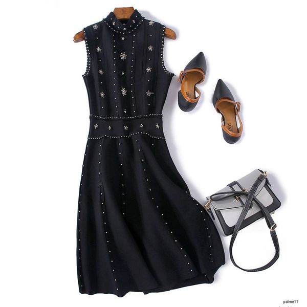 womens designer curved bead knit female autumn heavy industry beaded leaking back evening dress skirth, Black;gray
womens designer curved bead knit female autumn heavy industry beaded leaking back evening dress skirth, Black;gray