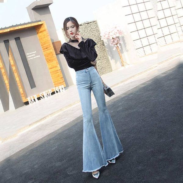 2020 spring and autumn fashion denim flare pants women retro jeans wide leg trousers lady casual bell-bottoms flare pant female, Blue
2020 spring and autumn fashion denim flare pants women retro jeans wide leg trousers lady casual bell-bottoms flare pant female, Blue