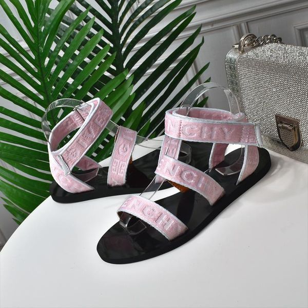 2020 luxury designer style patent leather thrill heels women unique letters sandals dress wedding shoes shoes 35-41, Black
2020 luxury designer style patent leather thrill heels women unique letters sandals dress wedding shoes shoes 35-41, Black