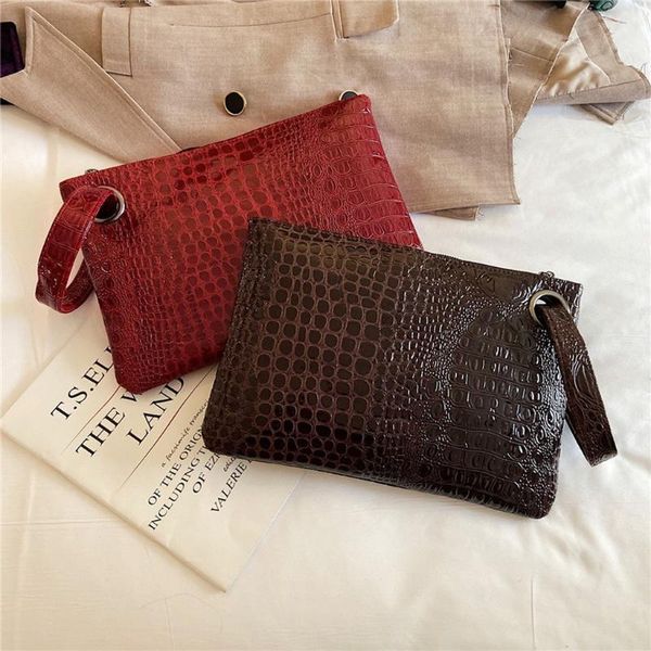 women solid color envelope bag wristlet clutch women daily makeup bags purse soft pu leather money phone pouch casual wallet
women solid color envelope bag wristlet clutch women daily makeup bags purse soft pu leather money phone pouch casual wallet