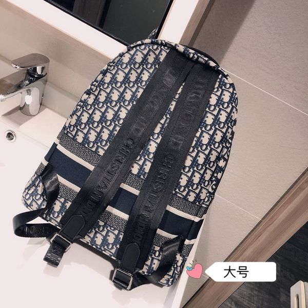 2020 new arrival luxury designer backpack mens designer large capacity shoulder bags fashion outdoor travel bags message bag d01 20030903w
2020 new arrival luxury designer backpack mens designer large capacity shoulder bags fashion outdoor travel bags message bag d01 20030903w