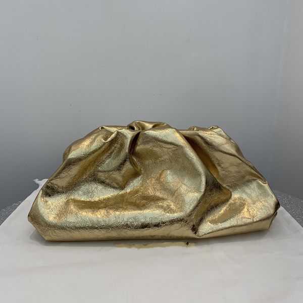 натуральная кожа вечерние сумки роскошные ретро дизайн мода флип закрылков девушки рук сумка классический престижное высокого качества парти
натуральная кожа вечерние сумки роскошные ретро дизайн мода флип закрылков девушки рук сумка классический престижное высокого качества парти