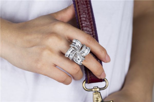 handmade big s925 silver bow cocktail rings for women jewelry luxury pave square t simulated diamond platinum ring, Slivery;golden
handmade big s925 silver bow cocktail rings for women jewelry luxury pave square t simulated diamond platinum ring, Slivery;golden
