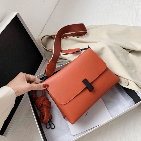 women's bag 2020 new korean version small lady square bag simple broad belt single shoulder messenger utra simple soft
women's bag 2020 new korean version small lady square bag simple broad belt single shoulder messenger utra simple soft